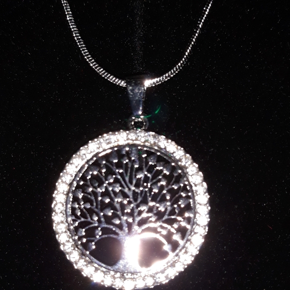 CRYSTAL Silver Tree of Life Necklace adjustible Family Jewelry NEW - Picture 3 of 12